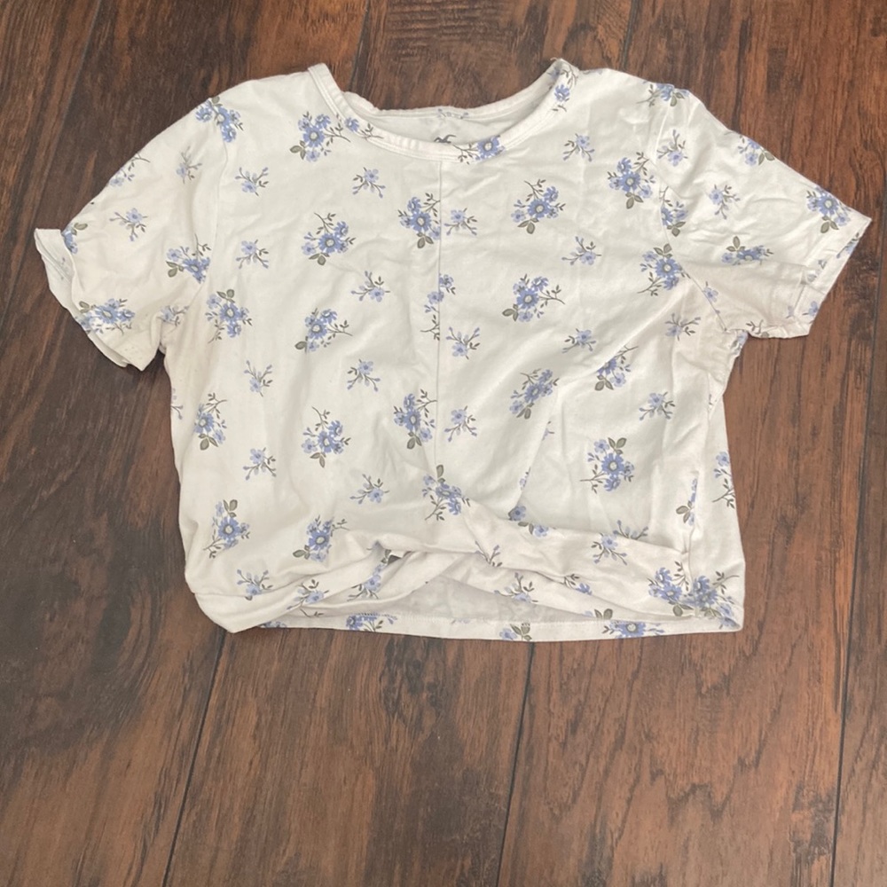 Hollister shirt